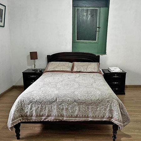 Hostal Latina Куэнка Экстерьер фото