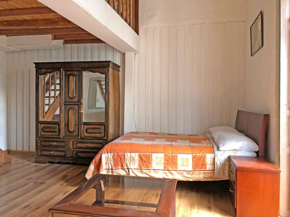 Hostal Latina Куэнка Экстерьер фото